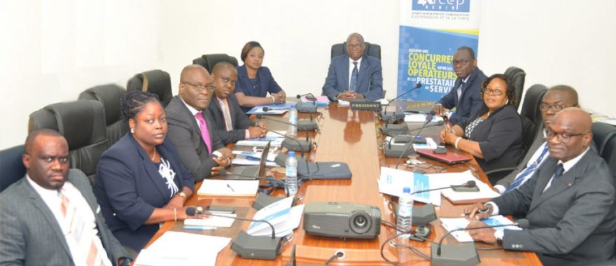 Les-membres-du-Conseil-de-Regulation-et-Secrétaire-Exécutif-ARCEP-BENIN-