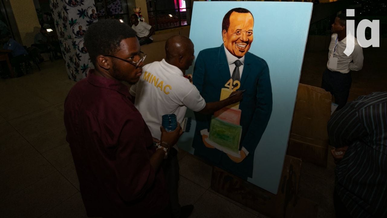 presidentielle-au-cameroun-:-paul-biya-face-a-une-opposition-fragmentee