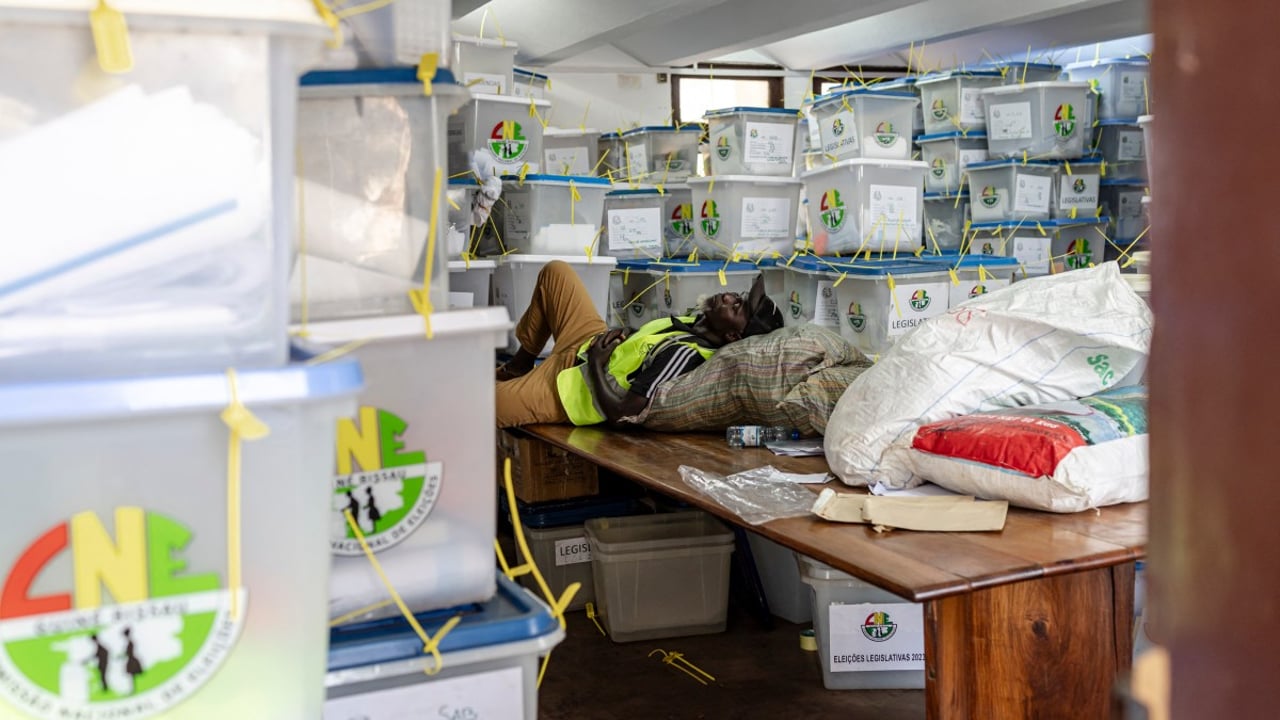 coup-d’etat-en-guinee-bissau-:-les-resultats-des-elections-ne-pourront-pas-etre-publies